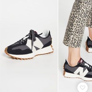 New Balance 327 Sneakers